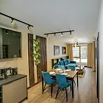 Kilinskiego 17a,2 아파트 스클라르스카포렘바